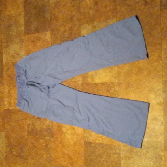 Cherokee authentic Workwear scrubs - Picture 2 of 4